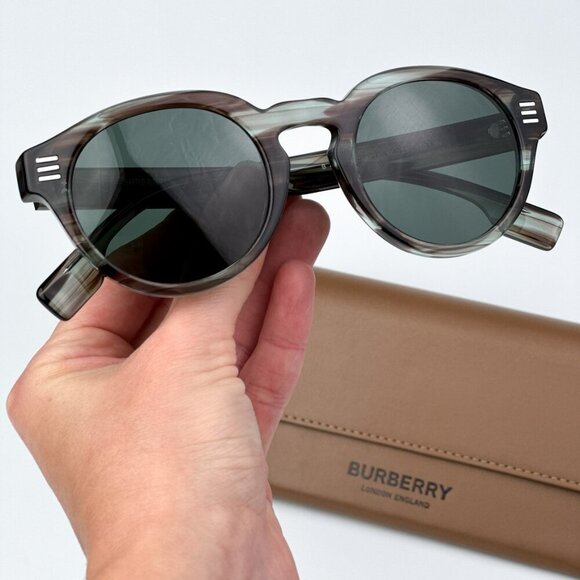 Burberry BE4404 409871 BRAND NEW Sunglasses Striped Green Oval Unisex - Picture 1 of 10